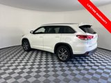 Used 2018 Toyota Highlander FWD V6 image 5