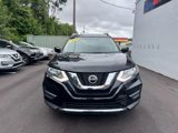 Used 2018 Nissan Rogue SV image 2