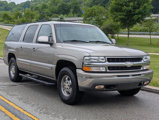 Used 2000 Chevrolet Suburban LT w/ LT Preferred Equipment Group image 2