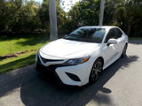 Used 2020 Toyota Camry SE image 3