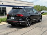 Used 2022 Volkswagen Tiguan SEL R-Line image 4