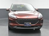Certified 2021 Ford Escape SE image 2
