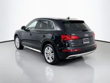 Used 2020 Audi Q5 2.0T Premium Plus w/ Premium Plus Package image 3