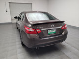 Used 2017 Nissan Altima 2.5 SL w/ Moonroof Package image 6