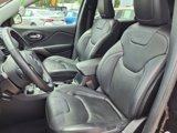 Used 2021 Jeep Cherokee Limited image 5