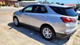 Used 2018 Chevrolet Equinox LT image 3