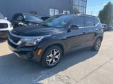 Used 2021 Kia Seltos EX image 2