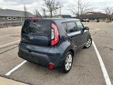 Used 2014 Kia Soul + image 5