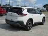 Used 2022 Nissan Rogue SV image 3