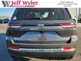 New 2025 Jeep Grand Cherokee Laredo image 4