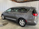 Used 2017 Chrysler Pacifica Touring-L Plus image 4