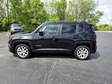 Used 2018 Jeep Renegade Latitude w/ Cold Weather Group image 4