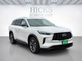 New 2025 INFINITI QX60 Luxe image 3