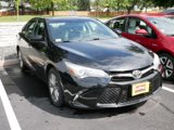 Used 2016 Toyota Camry SE image 3