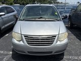 Used 2007 Chrysler Town & Country Touring image 2