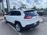 Used 2016 Jeep Cherokee Limited image 4