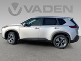 Used 2022 Nissan Rogue SV image 4