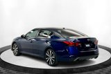 Used 2022 Nissan Altima 2.5 SR image 3