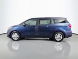 Used 2017 Kia Sedona LX image 4