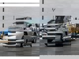 Used 2022 Chrysler Voyager LX image 2