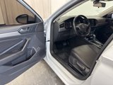 Used 2019 Volkswagen Jetta SE image 3