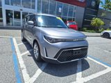 Used 2023 Kia Soul LX image 3