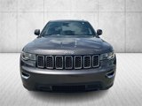 Used 2020 Jeep Grand Cherokee Laredo image 2