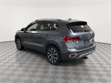 Used 2022 Volkswagen Taos SE w/ Panoramic Sunroof Package image 3