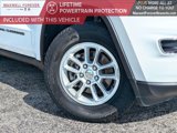 Used 2019 Jeep Grand Cherokee Laredo image 3