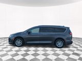 Used 2020 Chrysler Pacifica Touring-L image 2