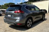 Used 2017 Nissan Rogue SL image 2