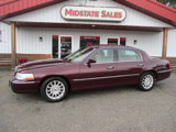 Used 2006 Lincoln Town Car Signature image 3