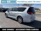 Used 2022 Chrysler Voyager LX image 5