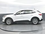 Used 2020 Ford Escape SE image 3