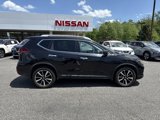 Used 2020 Nissan Rogue SL w/ Premium Package image 2