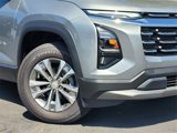 New 2025 Chevrolet Equinox LT w/ Convenience Package II image 3