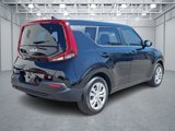 Used 2022 Kia Soul LX image 6