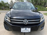 Used 2017 Volkswagen Tiguan Limited w/ Alloy Wheels Package image 3