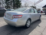 Used 2010 Toyota Camry LE image 4