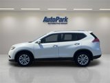 Used 2016 Nissan Rogue SV image 4