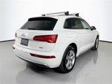 Used 2019 Audi Q5 2.0T Premium Plus w/ Premium Plus Package image 6