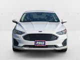 Used 2019 Ford Fusion SE image 2