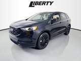 Used 2022 Ford Edge SE w/ Black Appearance Package image 3