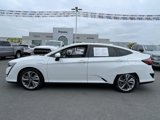 Used 2018 Honda Clarity Plug-In Hybrid image 2