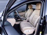 Used 2025 Porsche Macan image 5