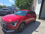 New 2025 Kia Niro EX image 3
