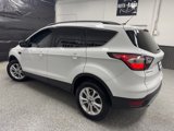 Used 2017 Ford Escape SE w/ Equipment Group 201A image 3