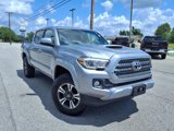 Used 2016 Toyota Tacoma TRD Sport image 2