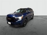 Used 2022 GMC Terrain SLE w/ Driver Convenience Package image 4