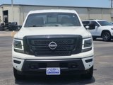 Used 2023 Nissan Titan SV w/ SV Convenience Package image 2
